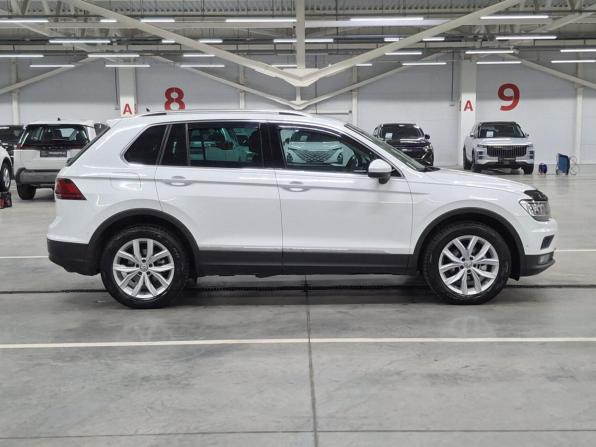 Volkswagen Tiguan II с пробегом 2018 года, цена 2 279 000 рублей, 151246 км, внедорожник, Автокод Объявления