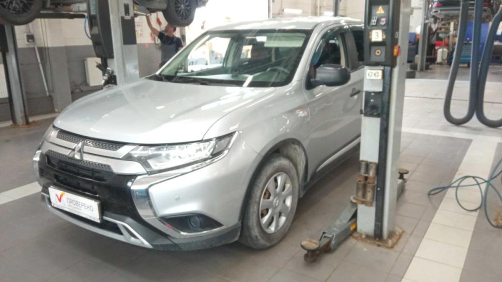 Mitsubishi Outlander III Рестайлинг 3 Санкт-Петербург  - изображение 1