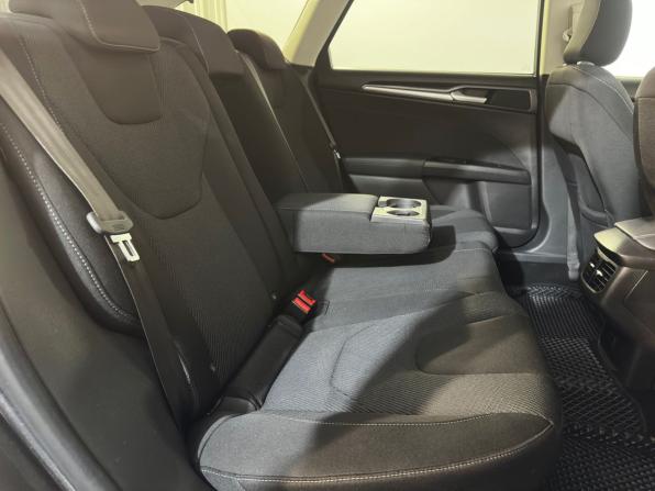 Ford Mondeo V с пробегом 2017 года, цена 1 459 900 рублей, 182824 км, универсал, Автокод Объявления
