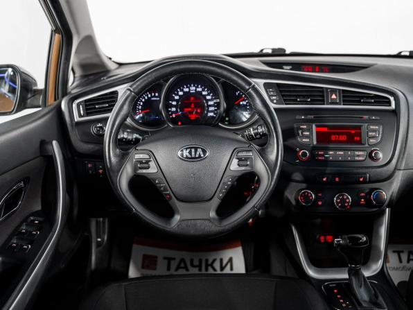 Kia Ceed II Рестайлинг с пробегом 2017 года, цена 1 349 000 рублей, 92050 км, хэтчбек, Автокод Объявления