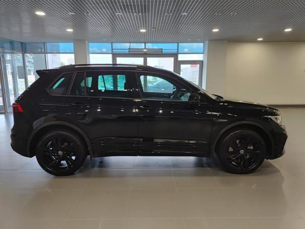 Volkswagen Tiguan II Рестайлинг с пробегом 2021 года, цена 4 200 000 рублей, 93552 км, внедорожник, Автокод Объявления