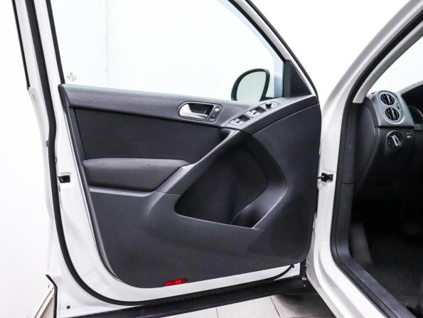 Volkswagen Tiguan I Рестайлинг с пробегом 2013 года, цена 1 320 000 рублей, 99406 км, внедорожник, Автокод Объявления