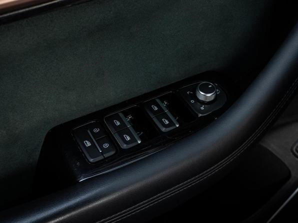 Geely Monjaro I с пробегом 2023 года, цена 3 050 000 рублей, 51490 км, внедорожник, Автокод Объявления