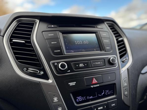 Hyundai Santa Fe III Рестайлинг с пробегом 2017 года, цена 2 525 000 рублей, 71943 км, внедорожник, Автокод Объявления