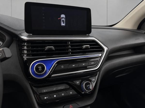 Changan Alsvin с пробегом 2024 года, цена 1 549 000 рублей, 2500 км, седан, Автокод Объявления