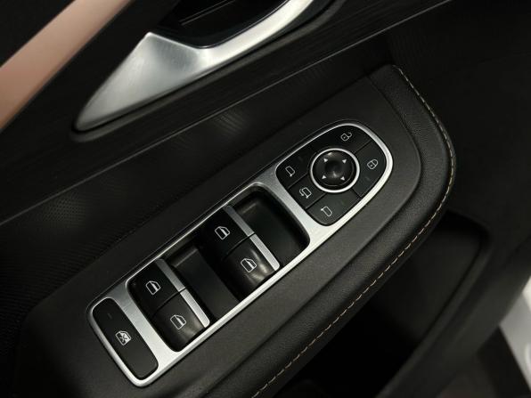 Omoda C5 I с пробегом 2023 года, цена 2 129 900 рублей, 42244 км, внедорожник, Автокод Объявления
