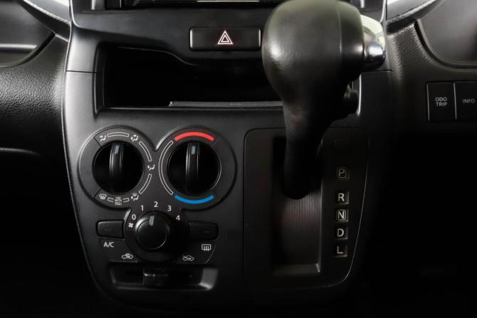 Suzuki Solio III с пробегом 2019 года, цена 999 000 рублей, 154000 км, микровэн, Автокод Объявления
