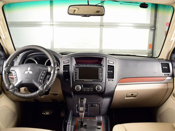 Mitsubishi Pajero IV с пробегом 2007 года, цена 1 416 999 рублей, 359274 км, внедорожник, Автокод Объявления