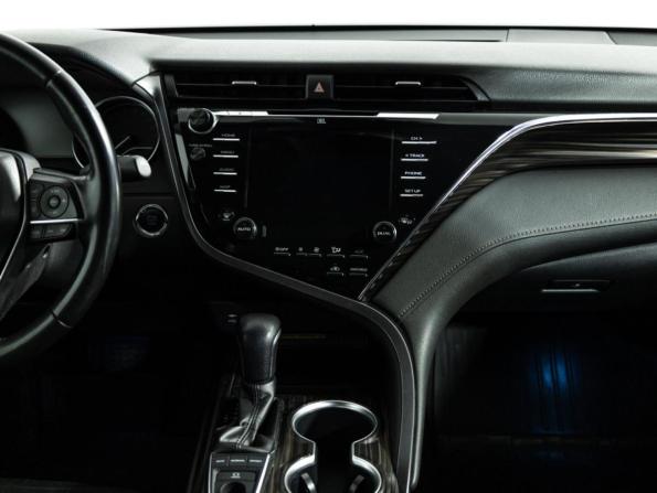 Toyota Camry VIII (XV70) с пробегом 2020 года, цена 2 949 000 рублей, 109344 км, седан, Автокод Объявления