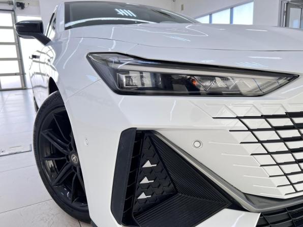 Changan UNI-V I с пробегом 2023 года, цена 2 130 000 рублей, 40544 км, лифтбек, Автокод Объявления