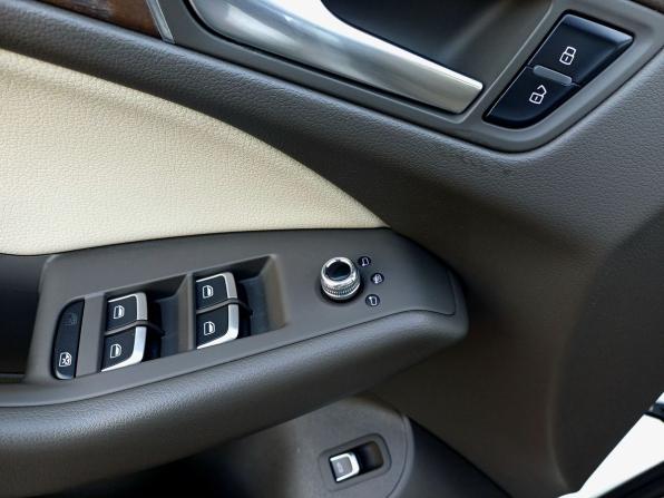 Audi Q5 I (8R) Рестайлинг с пробегом 2013 года, цена 1 849 000 рублей, 158220 км, внедорожник, Автокод Объявления