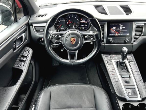 Porsche Macan I с пробегом 2018 года, цена 3 440 000 рублей, 142379 км, внедорожник, Автокод Объявления