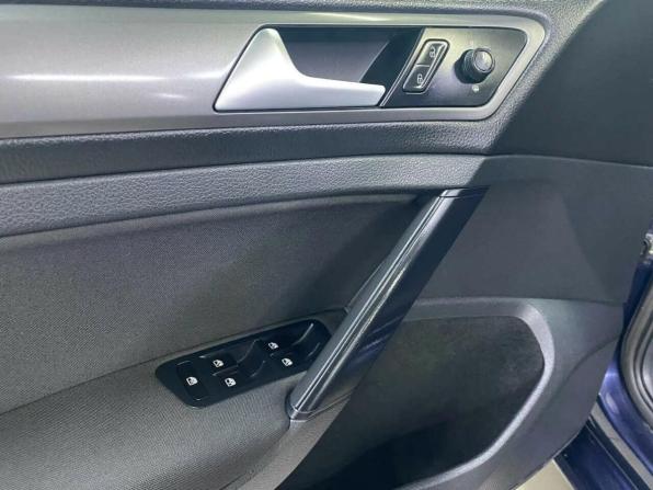 Volkswagen Golf VII с пробегом 2013 года, цена 950 000 рублей, 168736 км, хэтчбек, Автокод Объявления