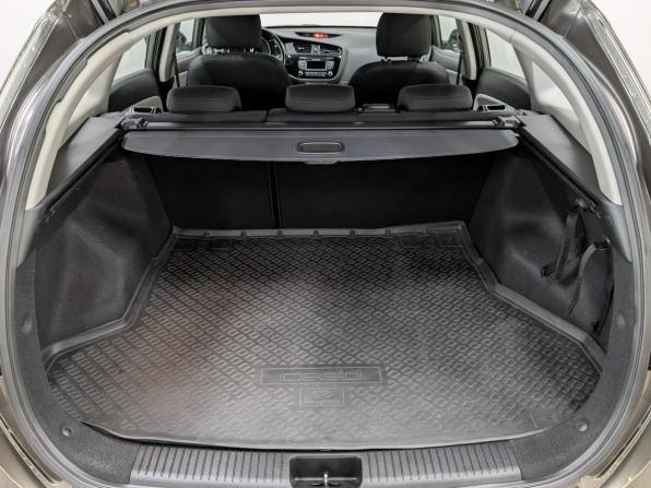 Kia Ceed II с пробегом 2015 года, цена 1 255 000 рублей, 118804 км, универсал, Автокод Объявления