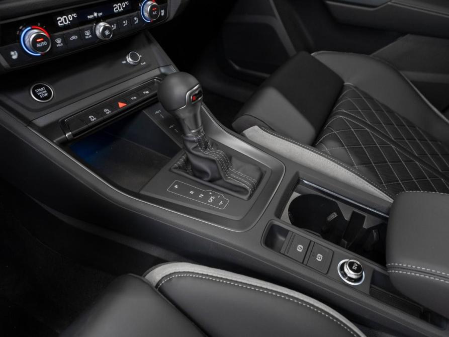 Audi Q3 II (F3) Москва  - изображение 16