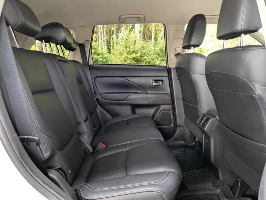 Mitsubishi Outlander III Рестайлинг 3 Екатеринбург  - изображение 16