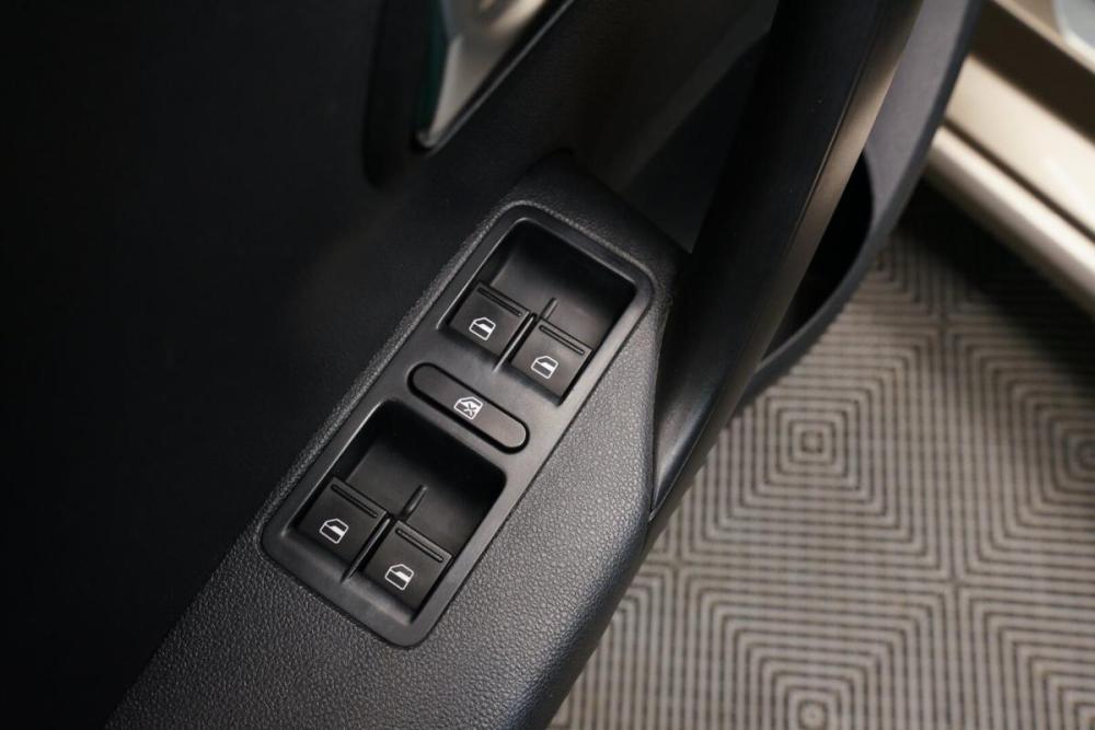 Volkswagen Polo V Рестайлинг Крым  - изображение 9