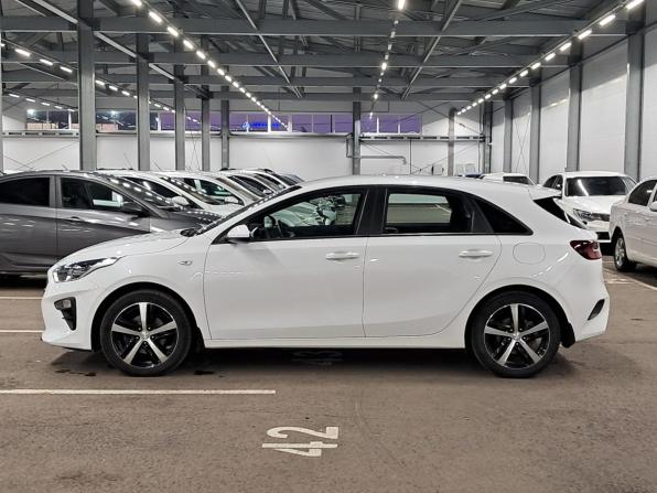 Kia Ceed III с пробегом 2021 года, цена 1 600 000 рублей, 83035 км, хэтчбек, Автокод Объявления