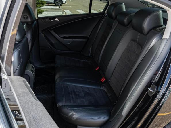 Volkswagen Passat B6 с пробегом 2010 года, цена 980 000 рублей, 151152 км, седан, Автокод Объявления