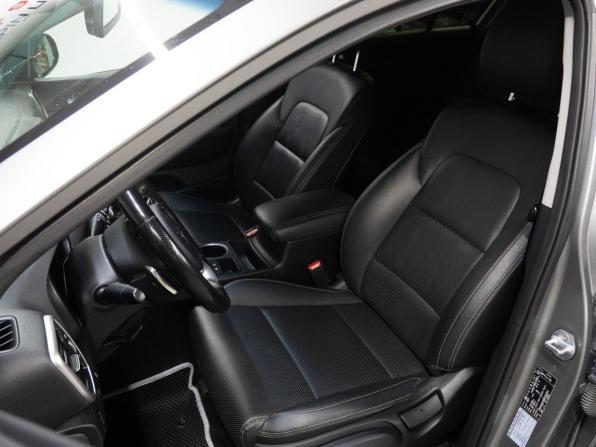 Kia Sportage IV Рестайлинг с пробегом 2019 года, цена 2 225 000 рублей, 139685 км, внедорожник, Автокод Объявления