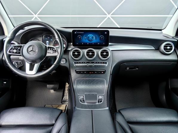 Mercedes-Benz GLC I (X253) Рестайлинг с пробегом 2019 года, цена 3 655 000 рублей, 66893 км, внедорожник, Автокод Объявления