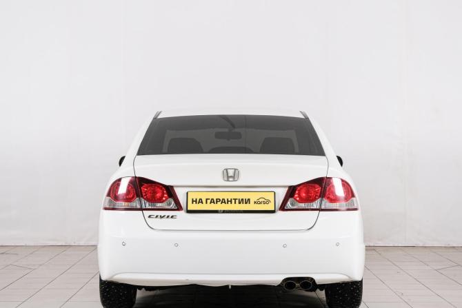 Honda Civic VIII Рестайлинг с пробегом 2011 года, цена 949 000 рублей, 210922 км, седан, Автокод Объявления