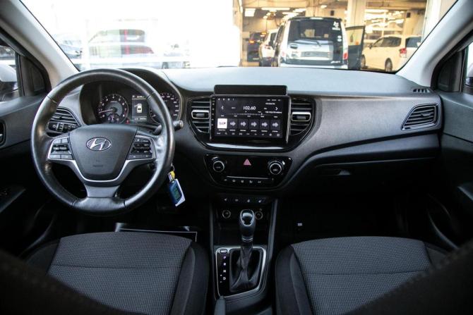 Hyundai Solaris II Рестайлинг с пробегом 2020 года, цена 1 559 000 рублей, 46000 км, седан, Автокод Объявления
