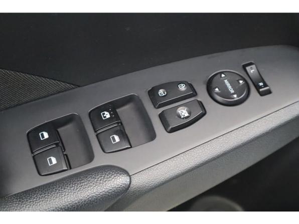 Hyundai Solaris II с пробегом 2019 года, цена 1 408 000 рублей, 90165 км, седан, Автокод Объявления