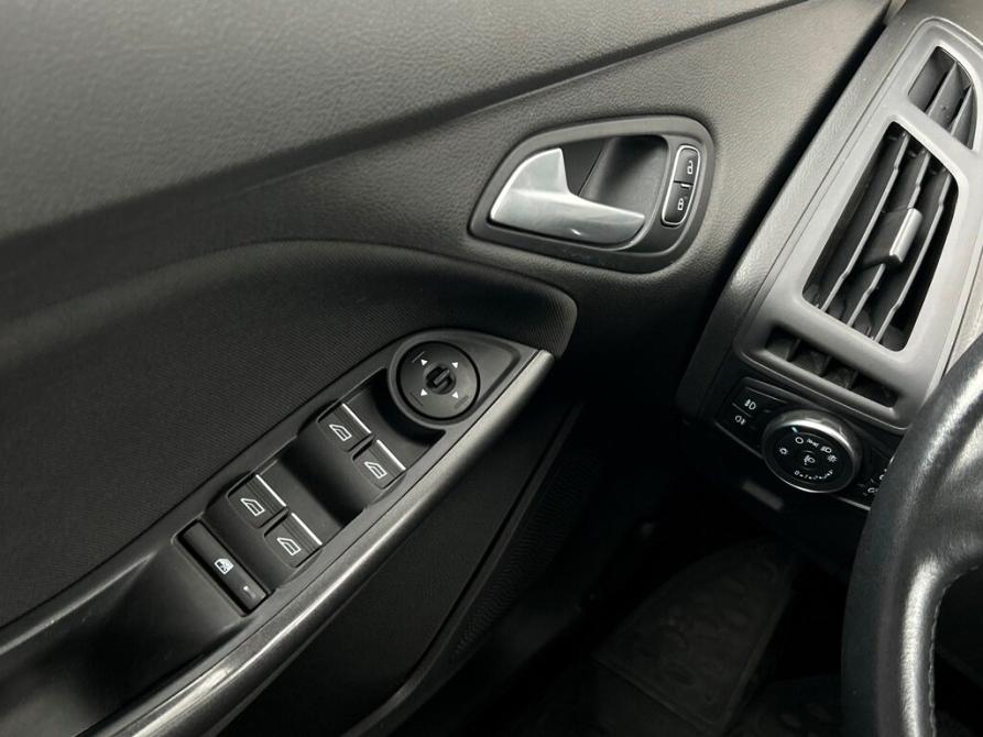 Ford Focus III Рестайлинг Санкт-Петербург  - изображение 17