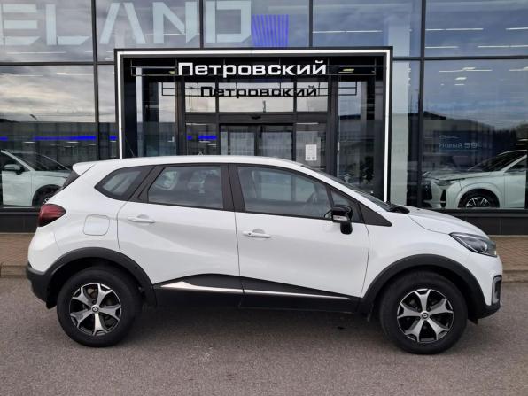 Renault Kaptur I с пробегом 2019 года, цена 1 300 000 рублей, 89130 км, внедорожник, Автокод Объявления