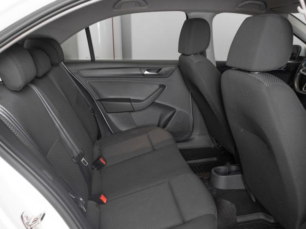 Volkswagen Polo VI с пробегом 2022 года, цена 1 770 900 рублей, 65439 км, лифтбек, Автокод Объявления