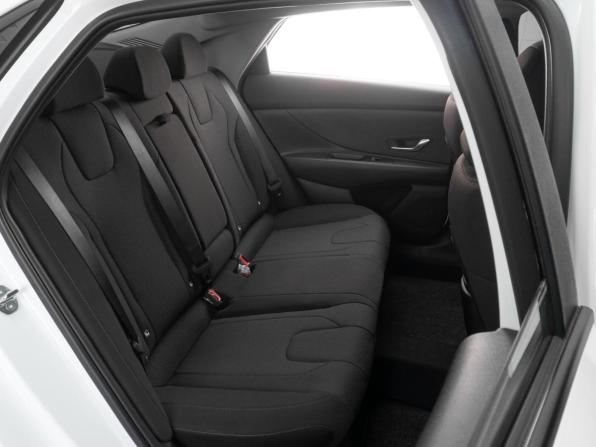 Hyundai Elantra VII (CN7) Рестайлинг с пробегом 2024 года, цена 2 615 000 рублей, 1081 км, седан, Автокод Объявления