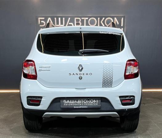 Renault Sandero II с пробегом 2017 года, цена 1 100 000 рублей, 92166 км, хэтчбек, Автокод Объявления