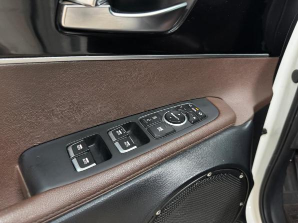 Kia Sorento III Prime с пробегом 2016 года, цена 2 275 000 рублей, 216600 км, внедорожник, Автокод Объявления