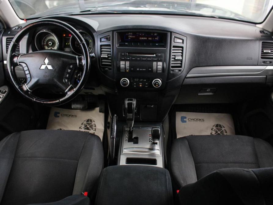 Mitsubishi Pajero IV Калуга  - изображение 6