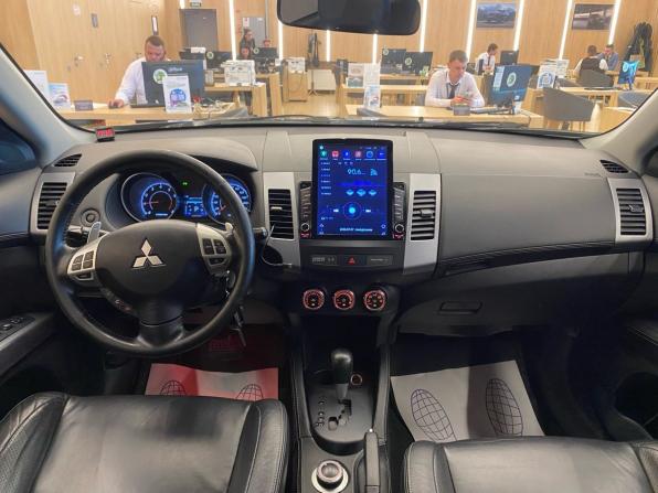 Mitsubishi Outlander II Рестайлинг с пробегом 2011 года, цена 908 000 рублей, 243690 км, внедорожник, Автокод Объявления