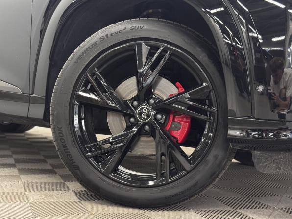 Audi Q6 с пробегом 2026 года, цена 8 060 000 рублей, 3943 км, внедорожник, Автокод Объявления