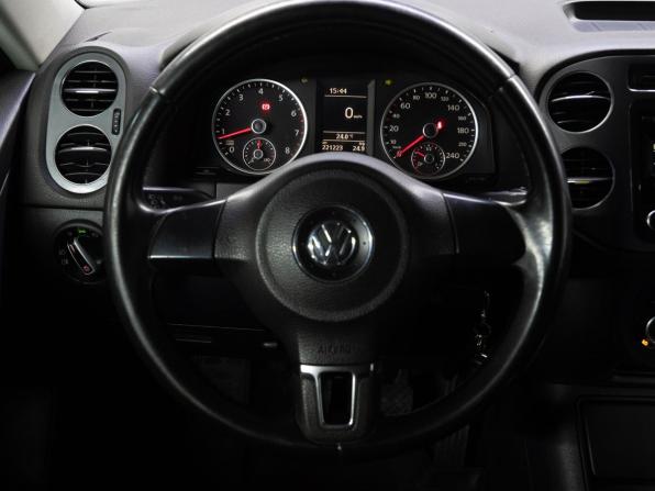 Volkswagen Tiguan I Рестайлинг с пробегом 2012 года, цена 1 099 000 рублей, 221220 км, внедорожник, Автокод Объявления
