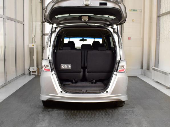 Honda Freed I Рестайлинг с пробегом 2012 года, цена 1 099 995 рублей, 146793 км, компактвэн, Автокод Объявления