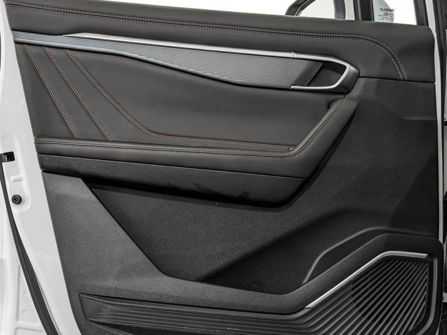 Geely Okavango I Рестайлинг Москва  - изображение 18
