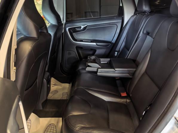 Volvo XC60 I Рестайлинг с пробегом 2014 года, цена 1 899 000 рублей, 179664 км, внедорожник, Автокод Объявления