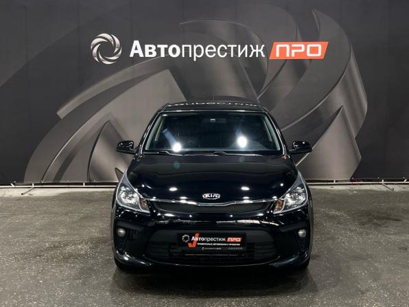 Kia Rio IV с пробегом 2018 года, цена 1 050 000 рублей, 90410 км, седан, Автокод Объявления
