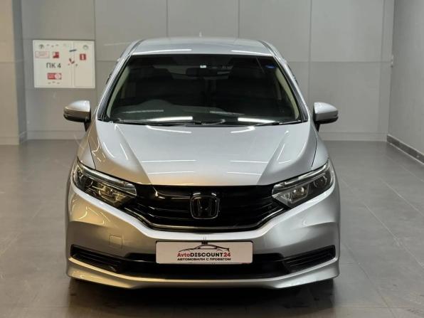Honda Shuttle II Рестайлинг с пробегом 2020 года, цена 1 497 000 рублей, 104000 км, универсал, Автокод Объявления