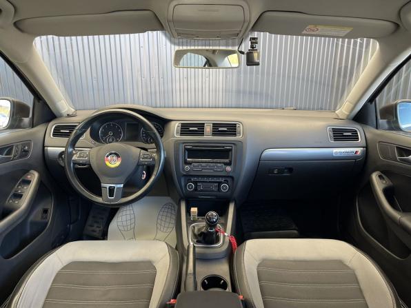 Volkswagen Jetta VI с пробегом 2012 года, цена 1 247 000 рублей, 99778 км, седан, Автокод Объявления