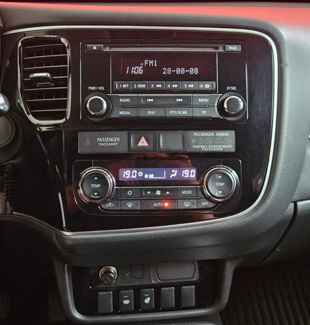 Mitsubishi Outlander III Рестайлинг 2 Вологда  - изображение 14