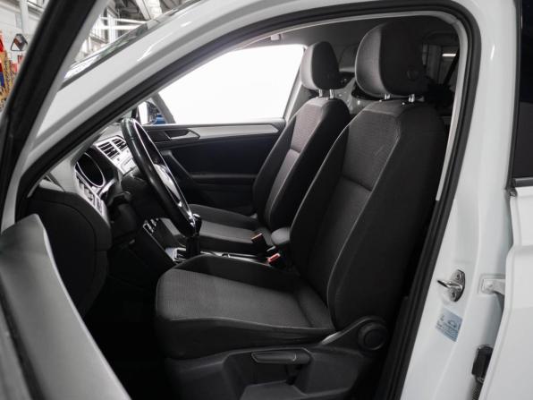 Volkswagen Tiguan II с пробегом 2017 года, цена 2 300 000 рублей, 139523 км, внедорожник, Автокод Объявления