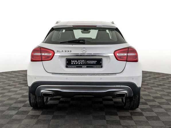 Mercedes-Benz GLA I (X156) с пробегом 2015 года, цена 1 800 000 рублей, 133527 км, внедорожник, Автокод Объявления