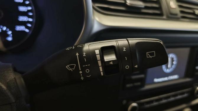 Kia Rio IV Рестайлинг с пробегом 2021 года, цена 1 828 000 рублей, 52000 км, хэтчбек, Автокод Объявления