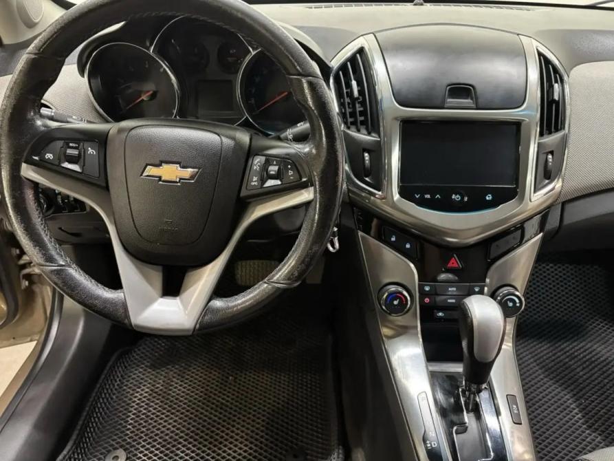 Chevrolet Cruze I Рестайлинг Саратов  - изображение 10