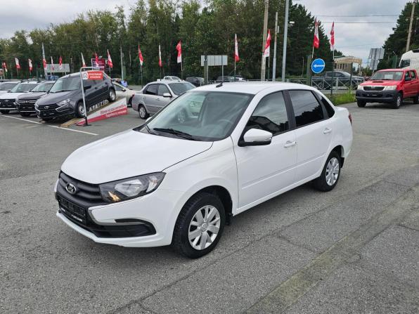 Lada (ВАЗ) Granta I Рестайлинг с пробегом 2023 года, цена 729 995 рублей, 16131 км, седан, Автокод Объявления